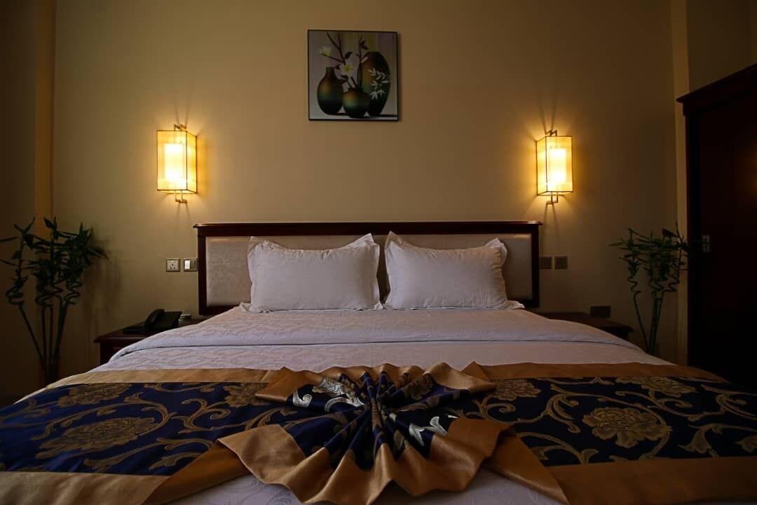 Farah Hotel Apartment Maszkat Kültér fotó